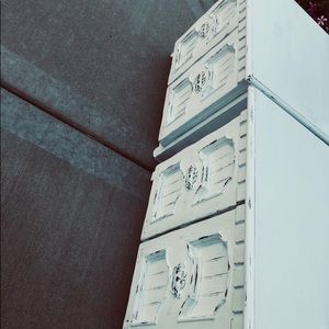 Rustic Accent table and two night stand vintage